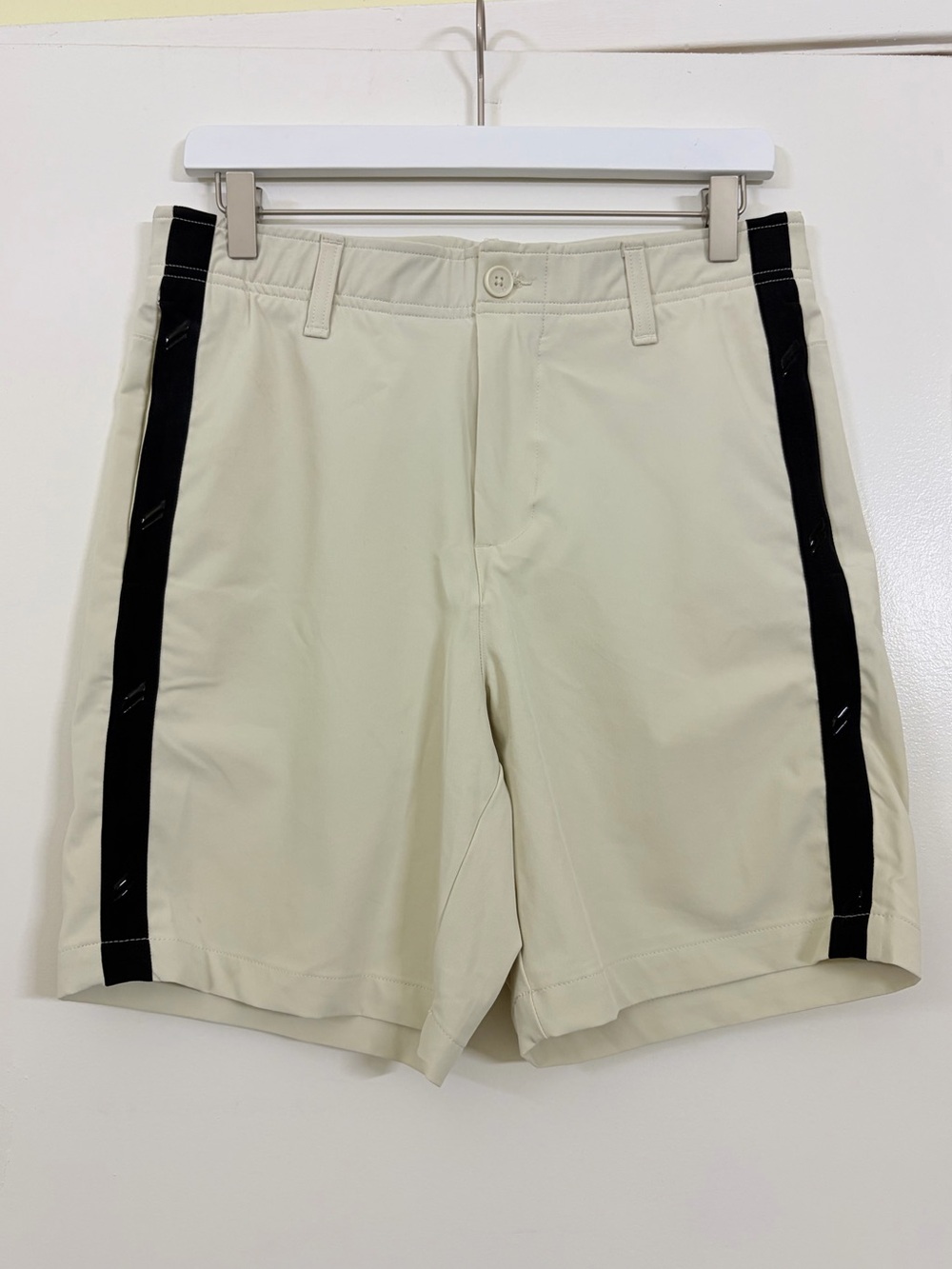 NWT Under Armour UA Drive Deuces Golf Shorts Mens 30 Stretch Sporty Athleisure